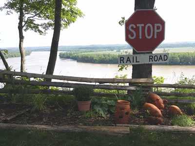 Pinckney Bend Railroad Stop